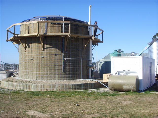 anaerobic digester in Canterbury using dairy waste